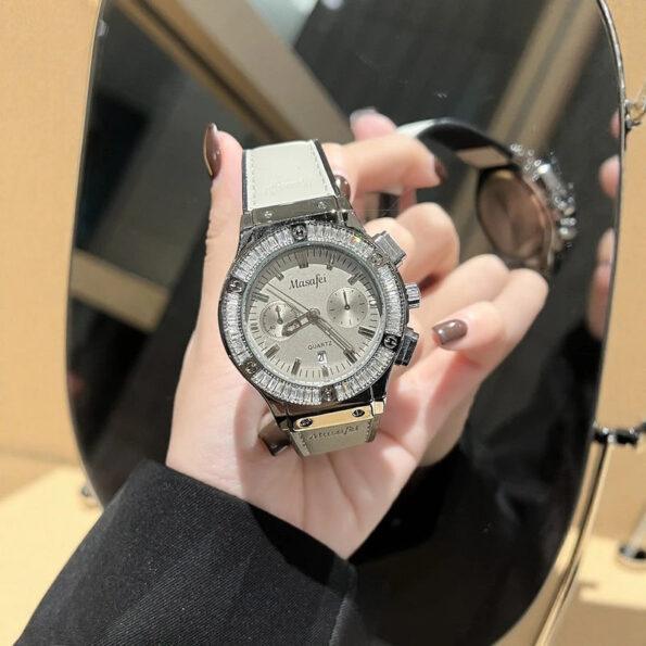 Swiss Royal Oak Women’s Watch – High-End Light Luxury Neutral Style
